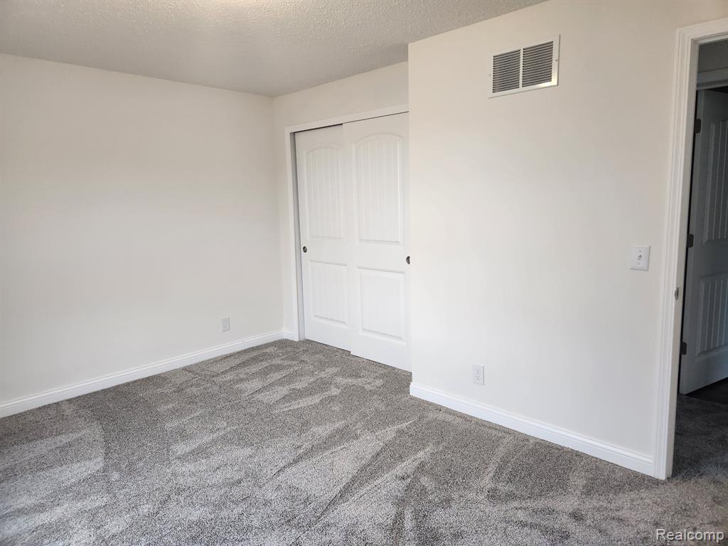 797 Heiss Road Monroe, MI 48162 - Photo 12 of 48