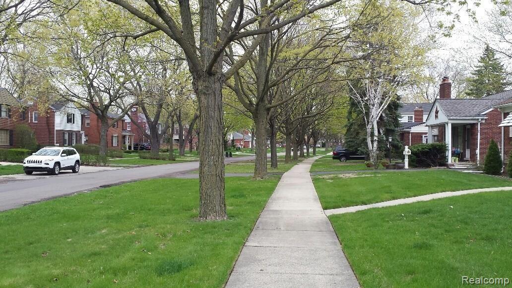 1710 Sheffield Road Birmingham, MI 48009 - Photo 20 of 21 20160429_160214_resized.jpg