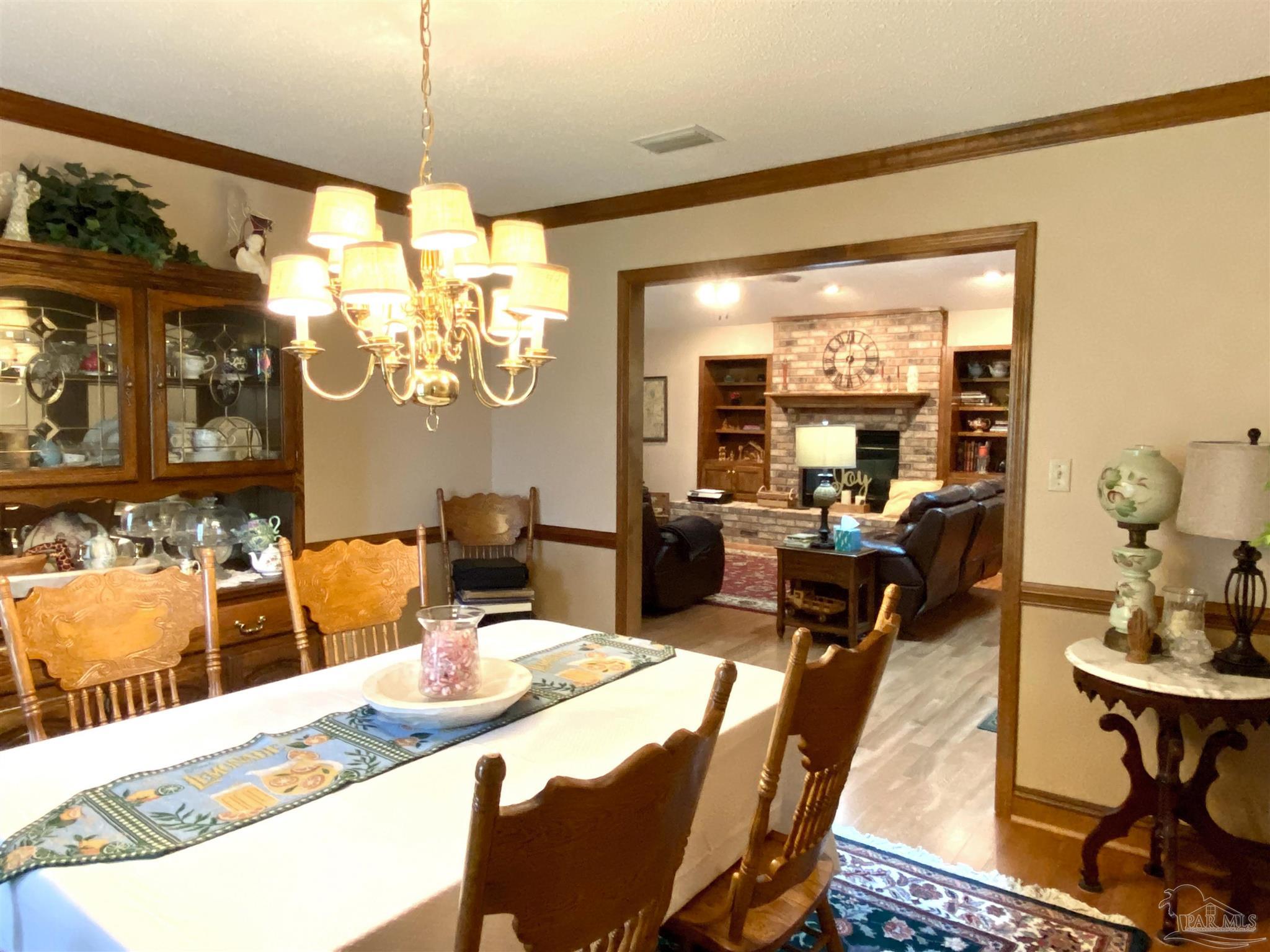 504 Turnberry Road Cantonment, FL 32533 - Photo 8 of 38 Gallery Image 8