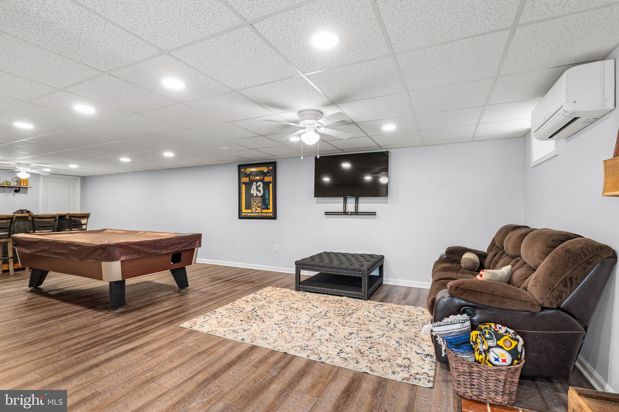 144 Bill Leight Road Conowingo, MD 21918 - Photo 23 of 28 a living room with furniture and a flat screen tv