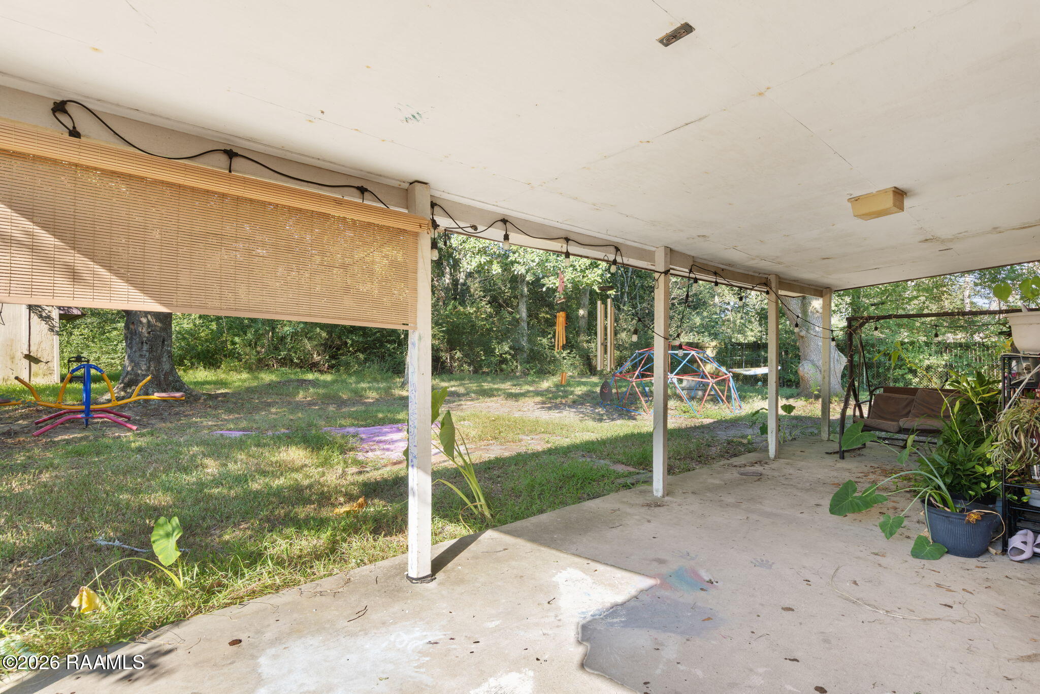 321 West Broussard Road Lafayette, LA 70506 - Photo 20 of 21 Covered Patio