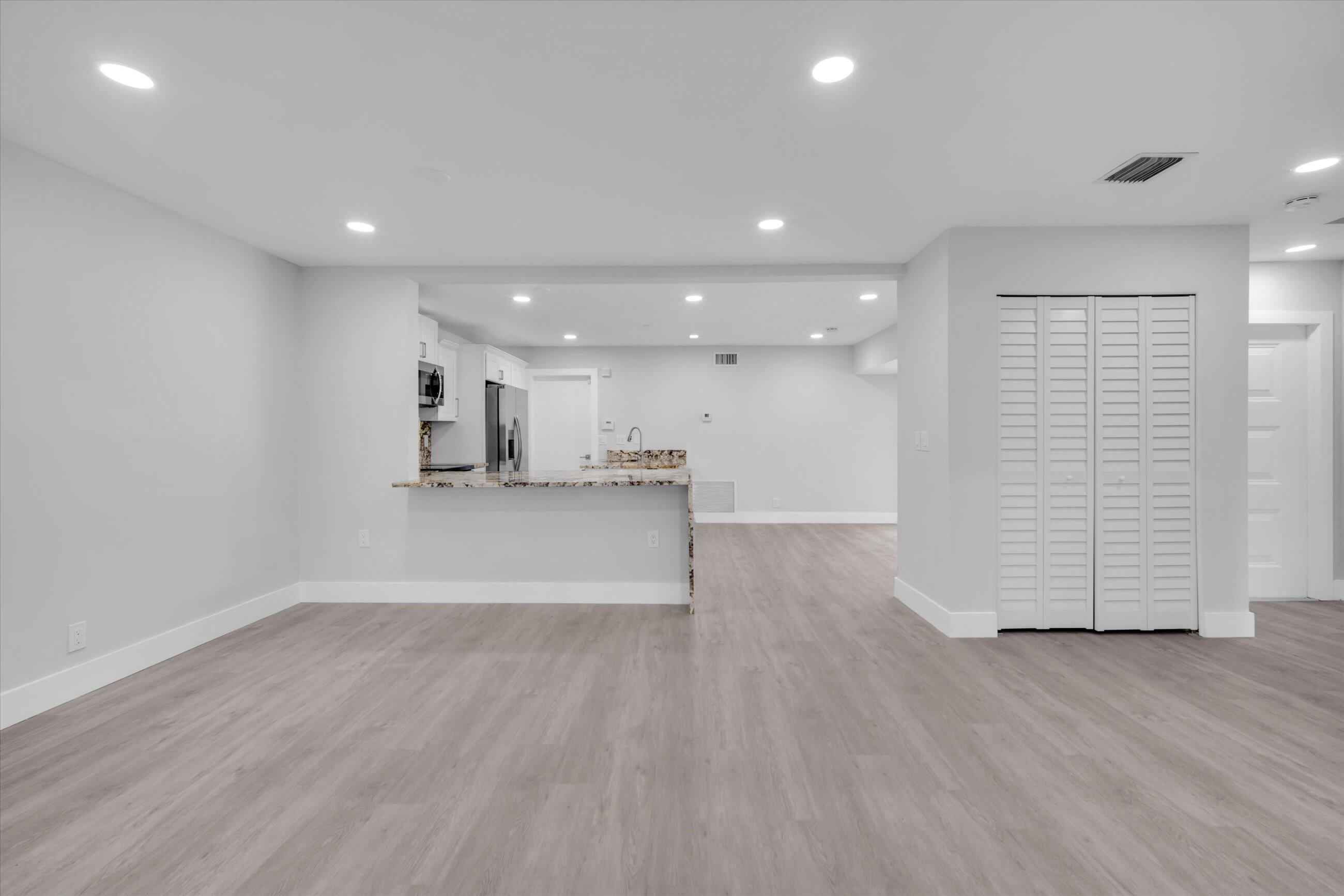 7760 Kenway Place West Boca Raton, FL 33433 - Photo 8 of 28 17-DSC_3793