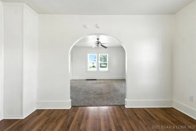 $215,000 | 920 East North Street, Eldon, MO 65026