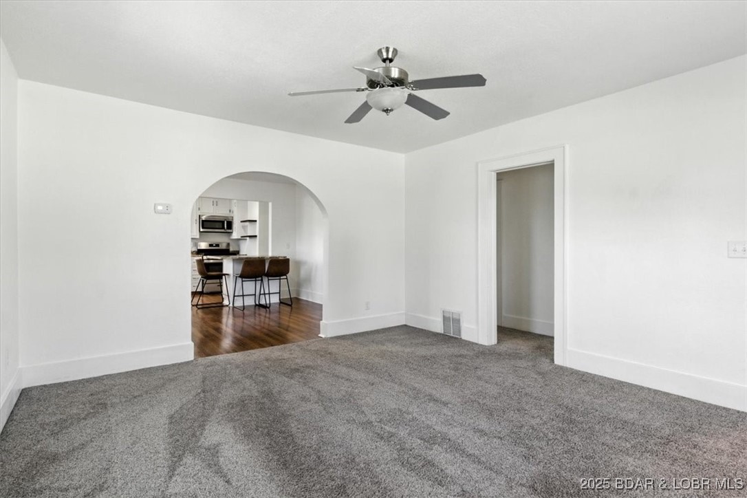 920 East North Street Eldon, MO 65026 - Photo 17 of 42