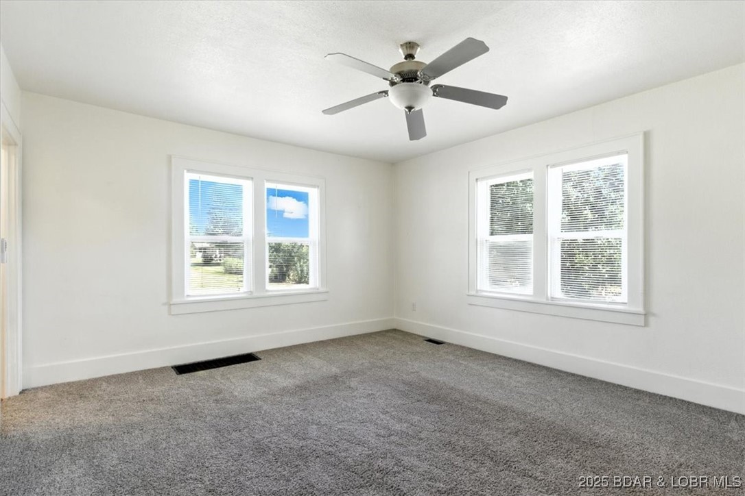 920 East North Street Eldon, MO 65026 - Photo 21 of 42 Lots of natural light