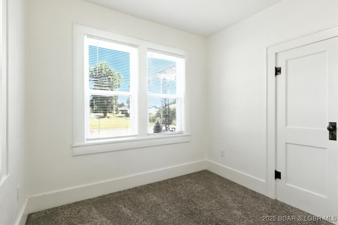 920 East North Street Eldon, MO 65026 - Photo 28 of 42