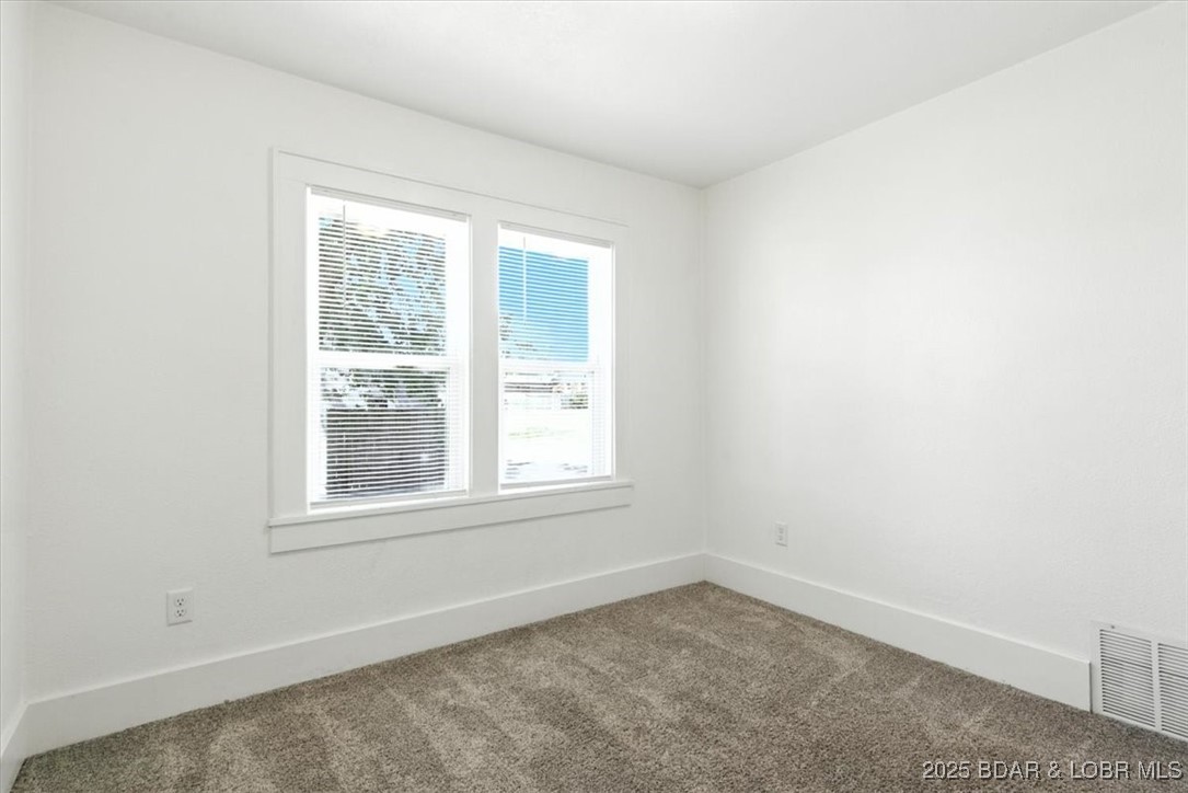 920 East North Street Eldon, MO 65026 - Photo 33 of 42