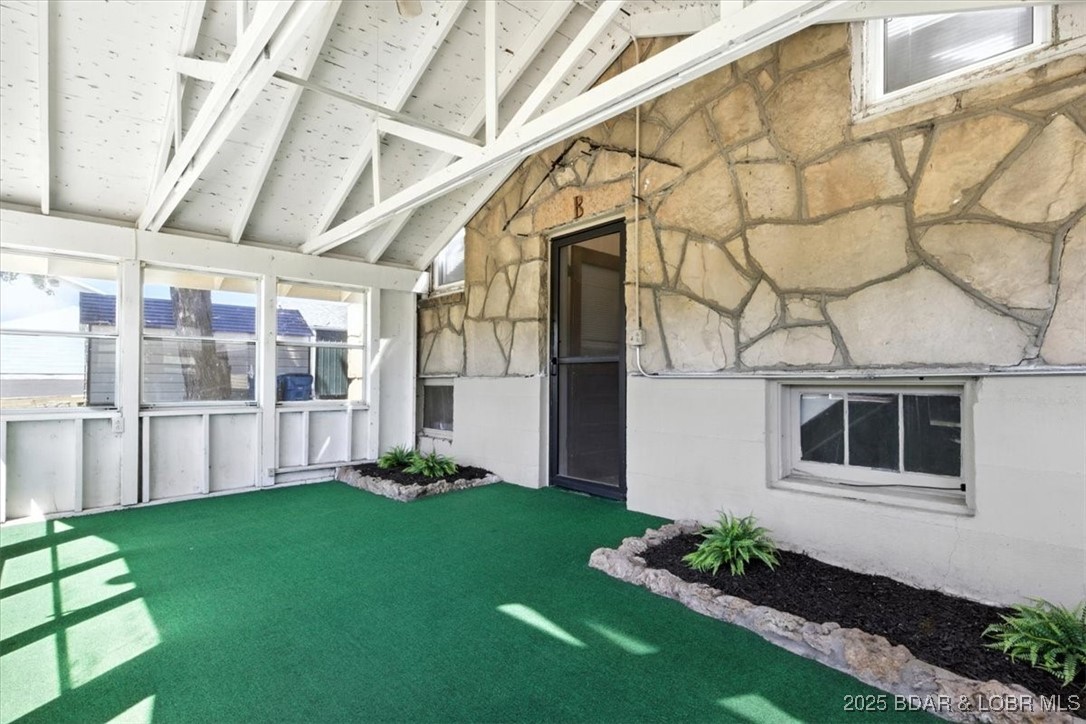 920 East North Street Eldon, MO 65026 - Photo 37 of 42 Great for entertaining