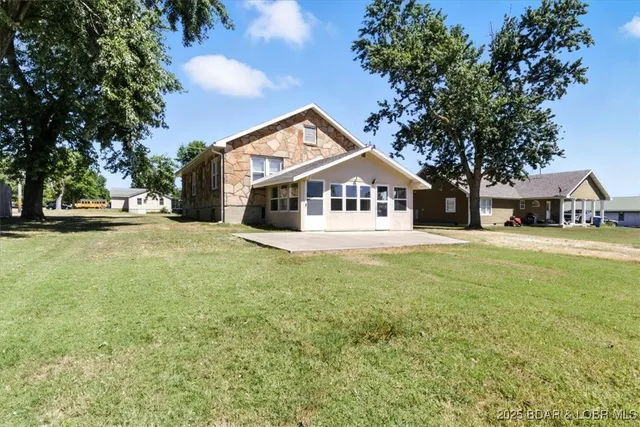 $215,000 | 920 East North Street, Eldon, MO 65026