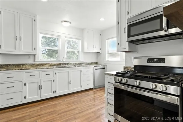 $215,000 | 920 East North Street, Eldon, MO 65026