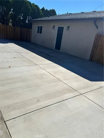 $2,985 | 6914 Adamson Avenue, Bell Gardens, CA 90201