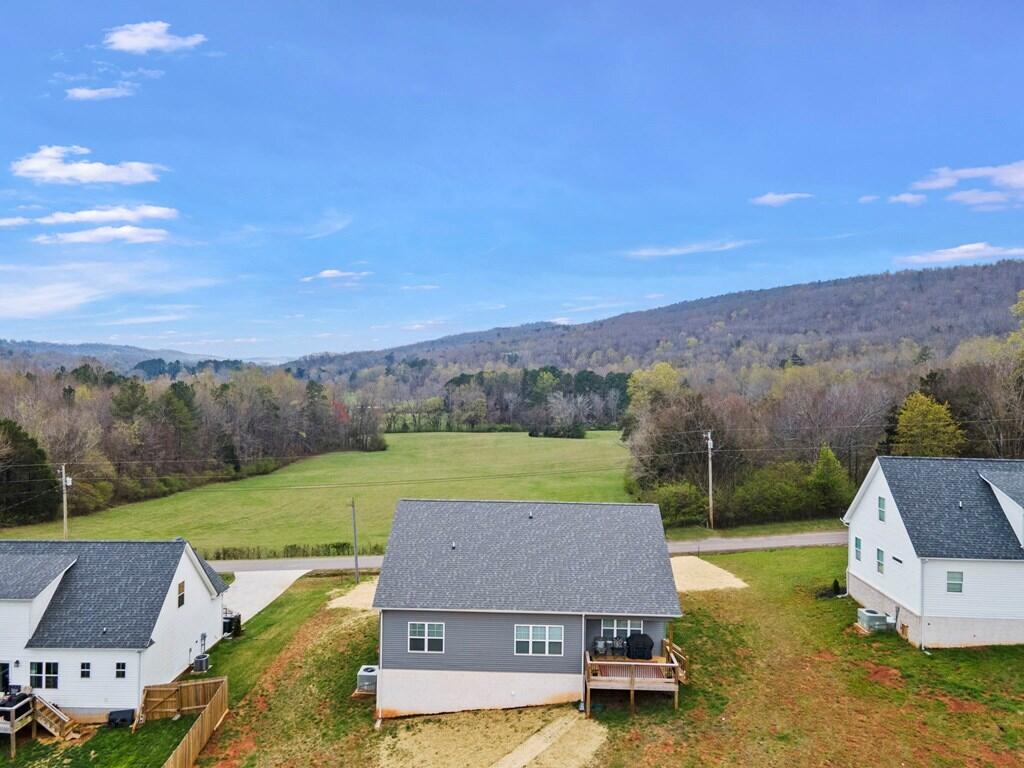 643 Riddle Road Dayton, TN 37321 - Photo 3 of 37 4