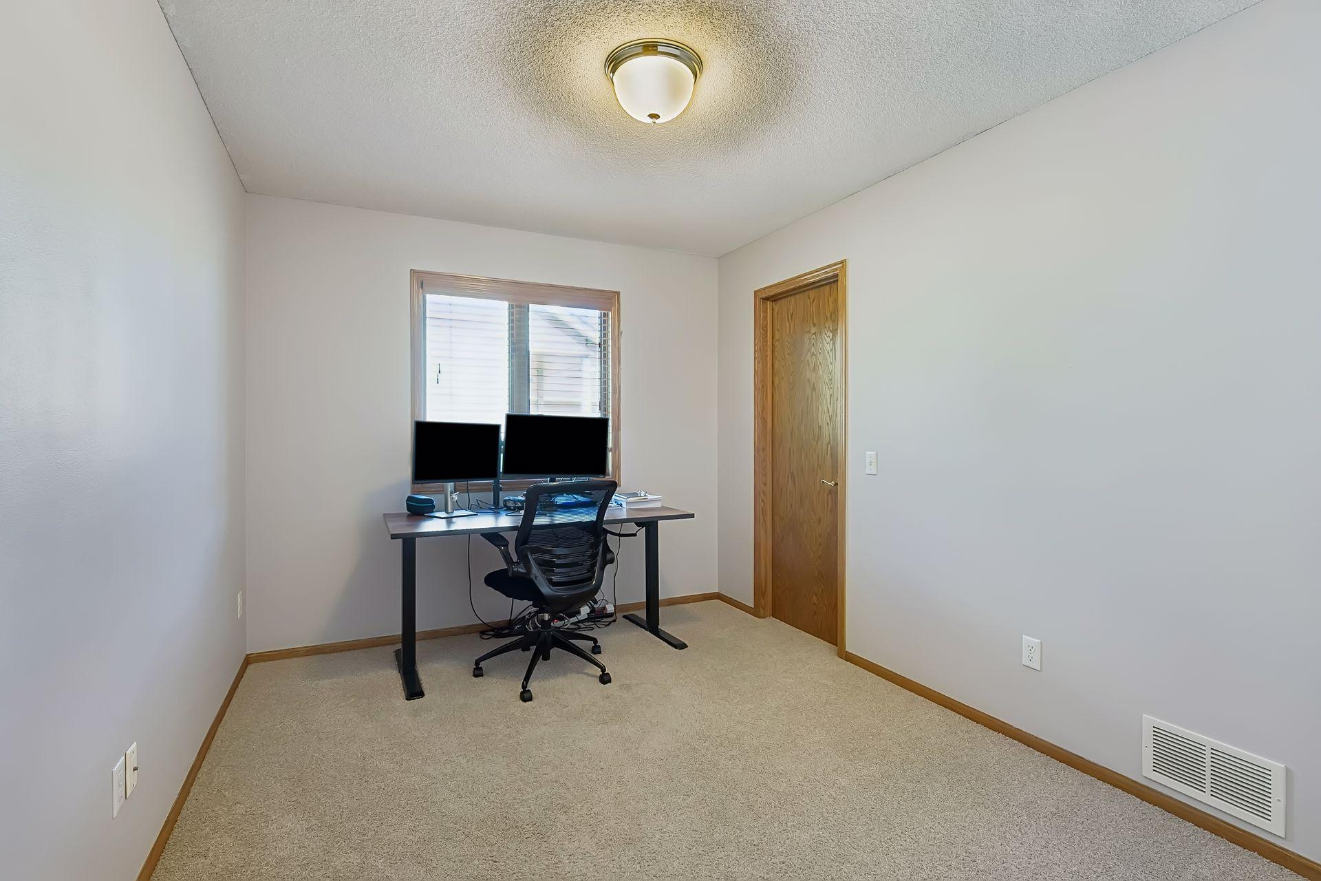 15722 Crystal Path Rosemount, MN 55068 - Photo 25 of 62