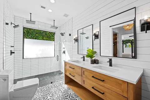 $3,199,000 | 710 Northeast 69th Street, Boca Raton, FL 33487