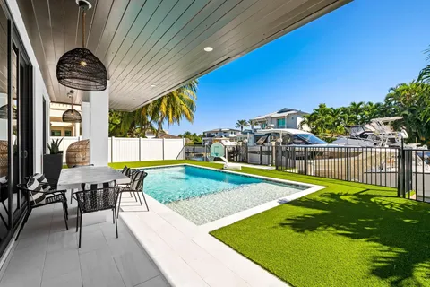 $3,199,000 | 710 Northeast 69th Street, Boca Raton, FL 33487