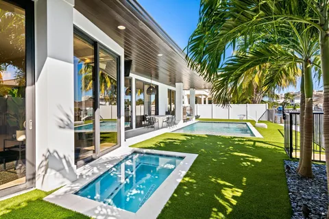 $3,199,000 | 710 Northeast 69th Street, Boca Raton, FL 33487