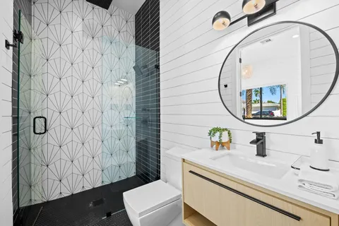 $3,199,000 | 710 Northeast 69th Street, Boca Raton, FL 33487