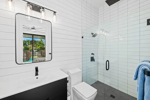 $3,199,000 | 710 Northeast 69th Street, Boca Raton, FL 33487