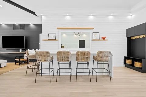 $3,199,000 | 710 Northeast 69th Street, Boca Raton, FL 33487