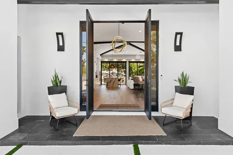 $3,199,000 | 710 Northeast 69th Street, Boca Raton, FL 33487