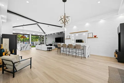 $3,199,000 | 710 Northeast 69th Street, Boca Raton, FL 33487