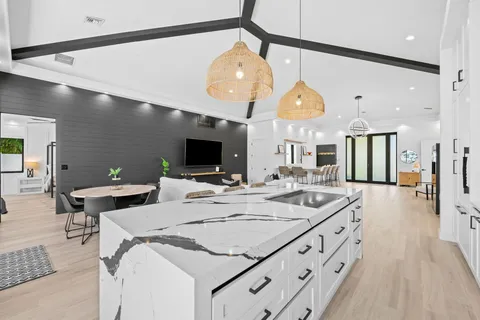 $3,199,000 | 710 Northeast 69th Street, Boca Raton, FL 33487