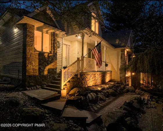 $540,000 | 2622 Majestic Court, East Stroudsburg, PA 18302