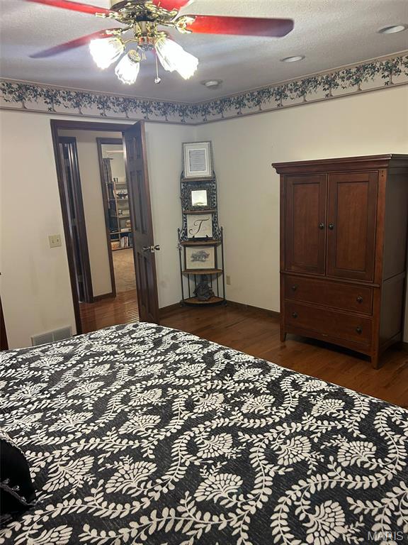 406 Johnson Place Palmyra, MO 63461 - Photo 20 of 38