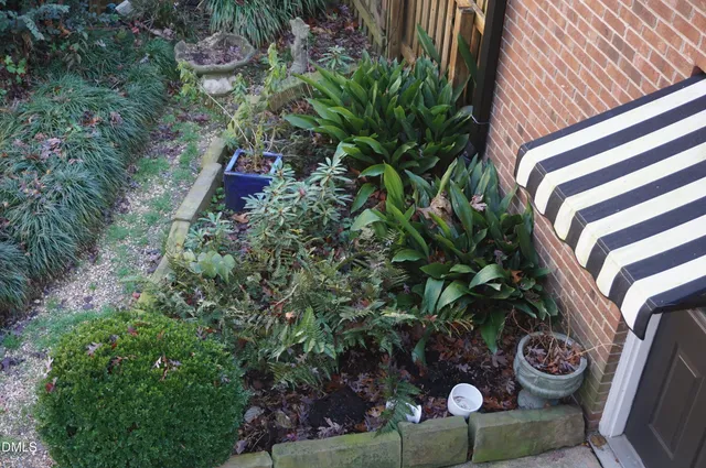 $555,000 | 5013 Hollyridge Drive, Raleigh, NC 27612