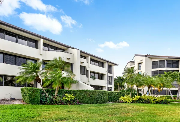 $7,500 | 1100 Marine Way West, Unit A3L, North Palm Beach, FL 33408