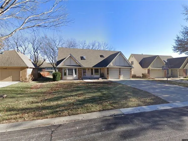 $570,000 | 11721 Hemlock Street, Overland Park, KS 66210