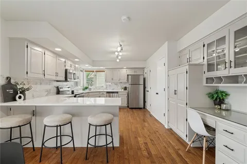 $570,000 | 11721 Hemlock Street, Overland Park, KS 66210