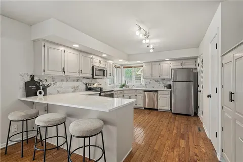 $570,000 | 11721 Hemlock Street, Overland Park, KS 66210
