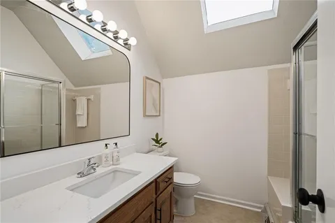 $570,000 | 11721 Hemlock Street, Overland Park, KS 66210