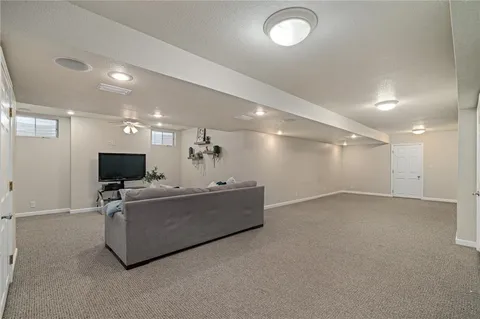 $570,000 | 11721 Hemlock Street, Overland Park, KS 66210