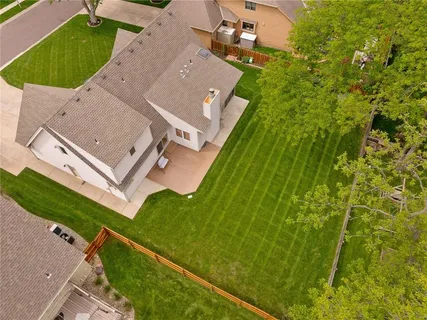$570,000 | 11721 Hemlock Street, Overland Park, KS 66210