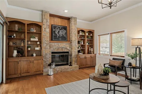$570,000 | 11721 Hemlock Street, Overland Park, KS 66210