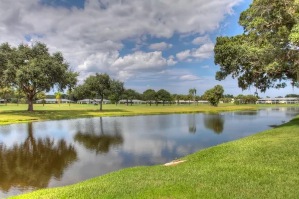 $4,600 | 7093 Fairway Bend Lane, Sarasota, FL 34243