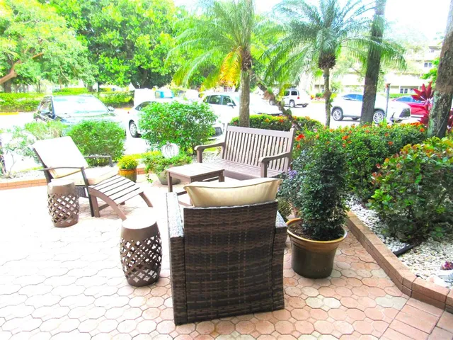 $1,700 | 3001 Portofino Isle, Unit G2, Coconut Creek, FL 33066