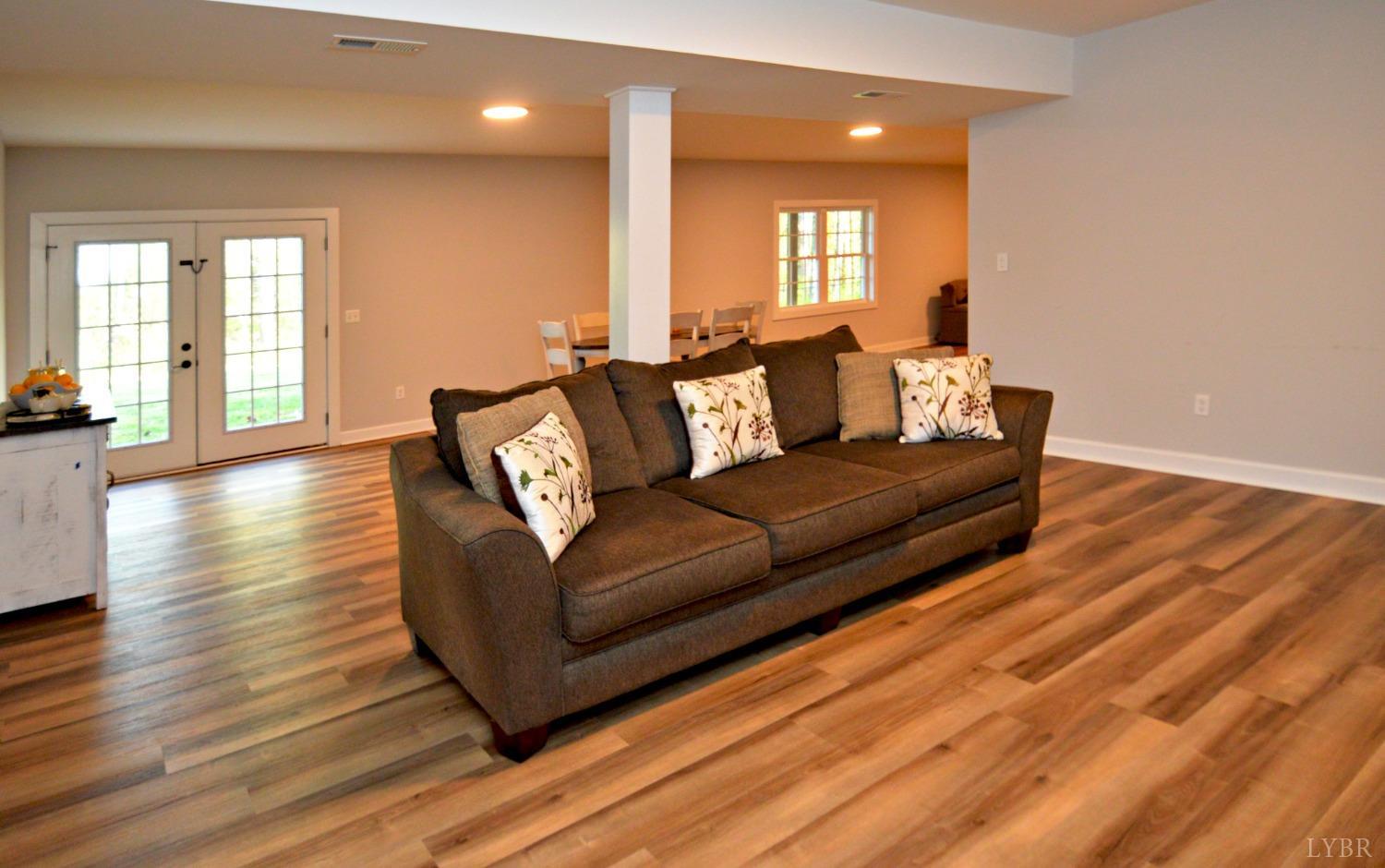 4472 Thomas Jefferson Road Forest, VA 24551 - Photo 24 of 35 Gallery Image 24