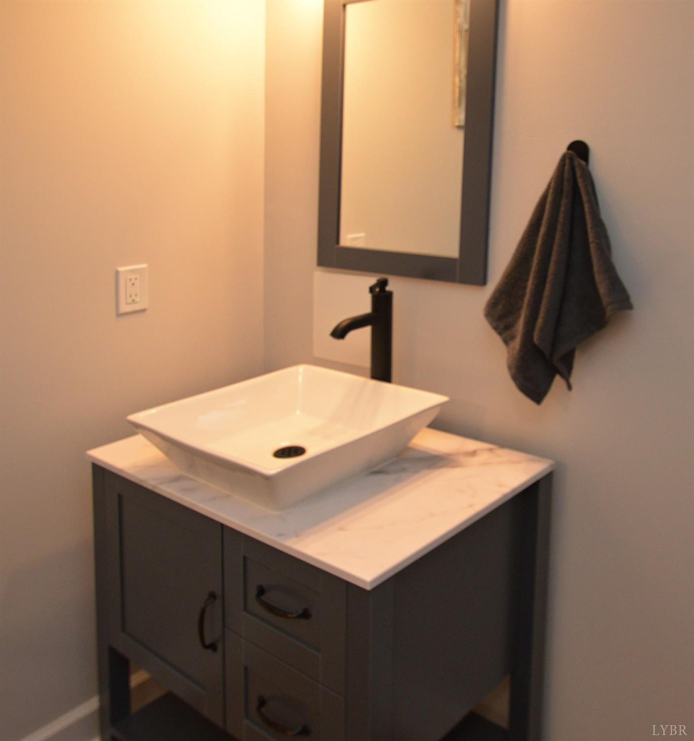 4472 Thomas Jefferson Road Forest, VA 24551 - Photo 31 of 35 Gallery Image 31