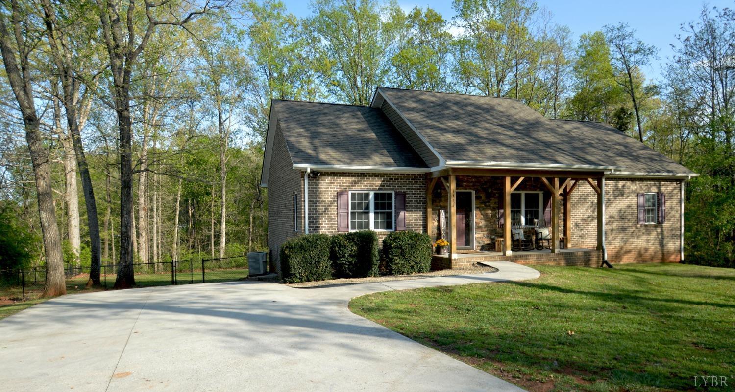 4472 Thomas Jefferson Road Forest, VA 24551 - Photo 34 of 35 Gallery Image 34