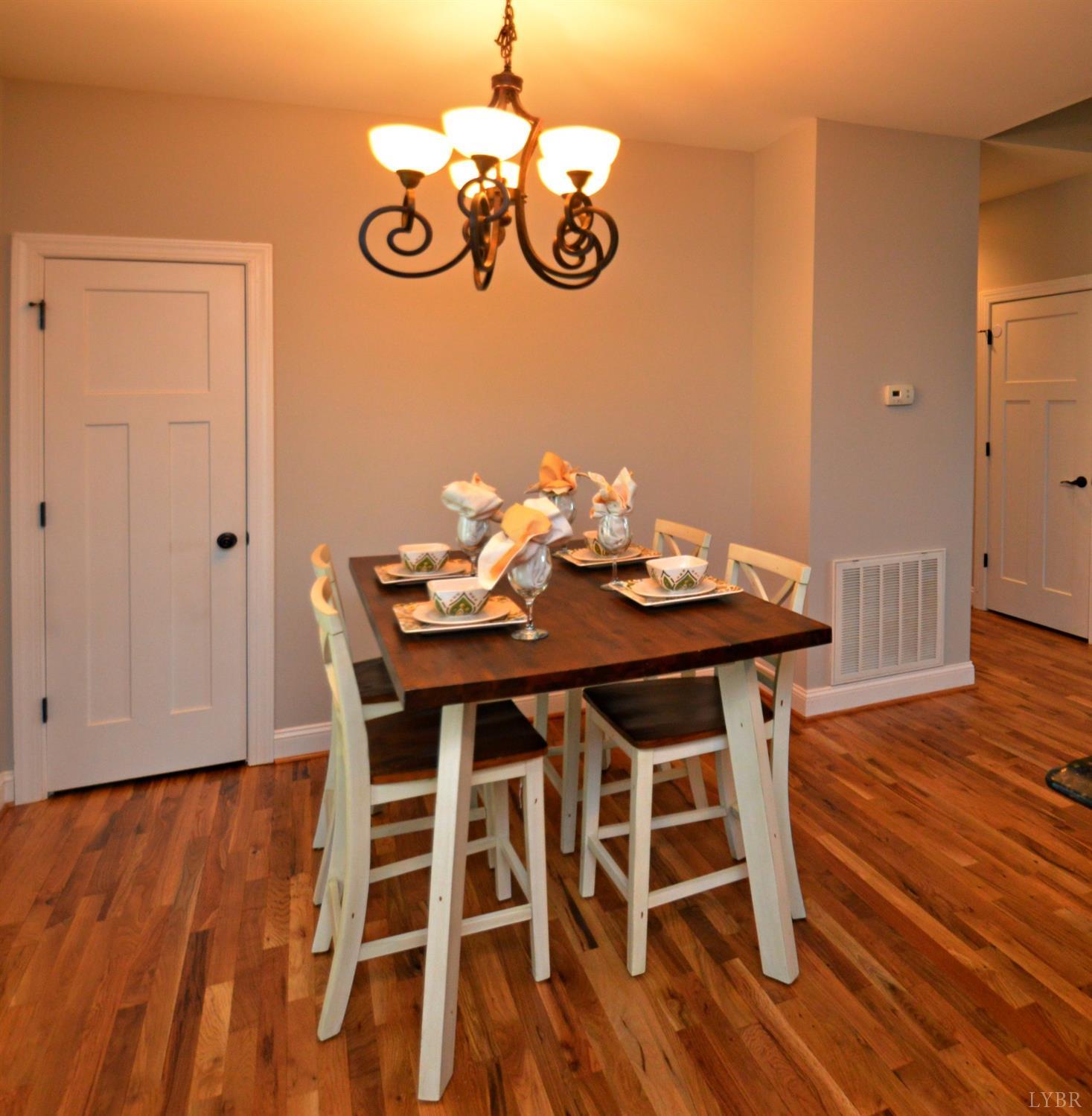4472 Thomas Jefferson Road Forest, VA 24551 - Photo 10 of 35 Gallery Image 10