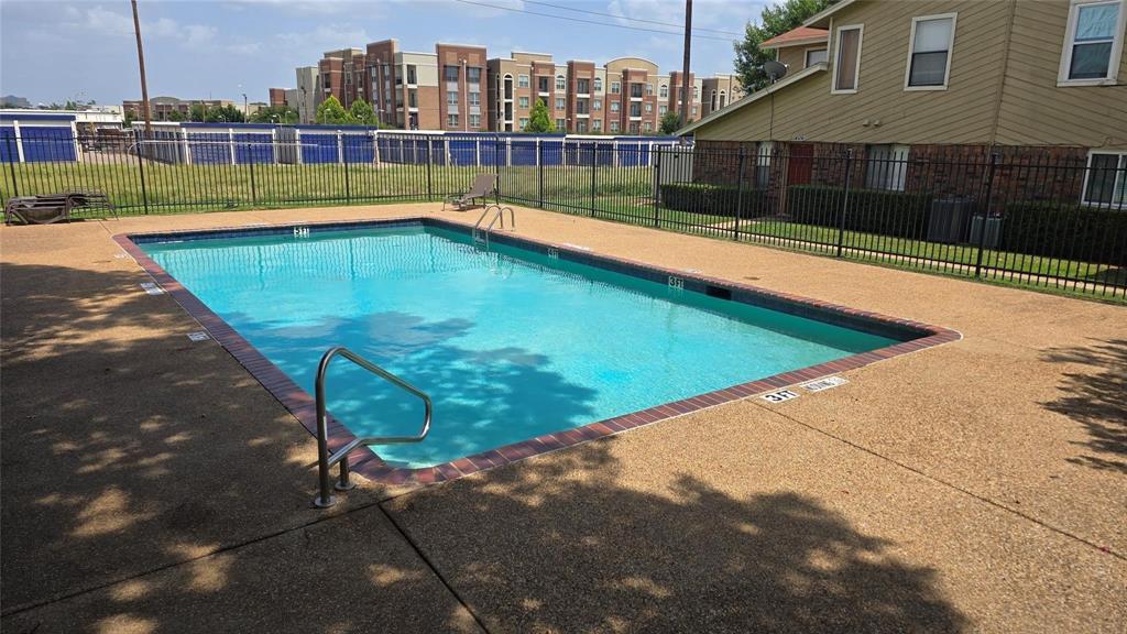 2240 Tarpley Road, Unit 484 Carrollton, TX 75006 - Photo 20 of 20 a view of a backyard