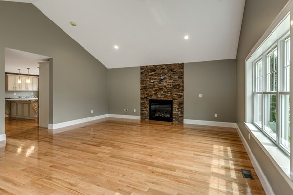 10 Tremlett Road Billerica, MA 01821 - Photo 13 of 30