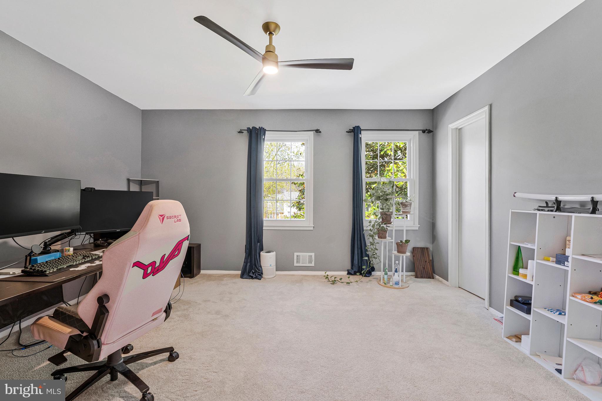 11852 St Trinians Court Reston, VA 20191 - Photo 21 of 48 Primary bedroom