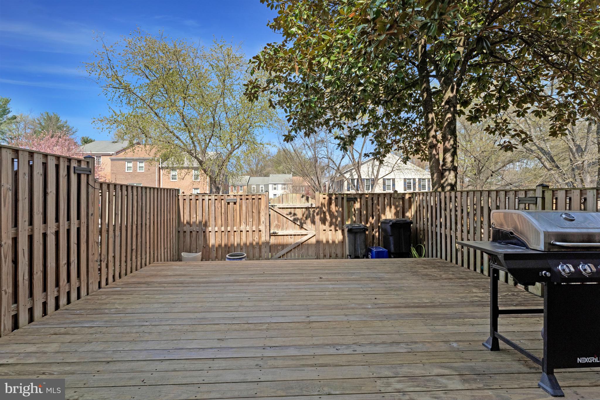 11852 St Trinians Court Reston, VA 20191 - Photo 33 of 48 Low maintenance back yard w/ full deck