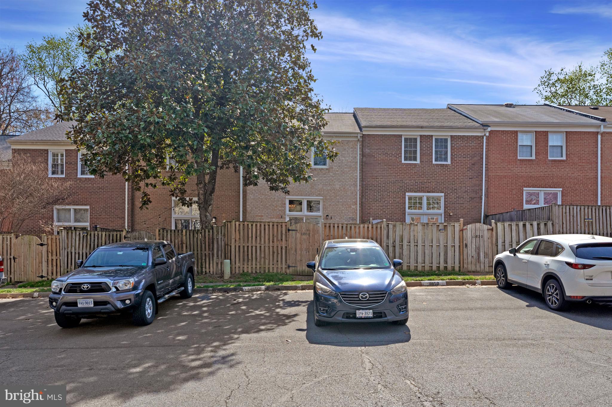 11852 St Trinians Court Reston, VA 20191 - Photo 37 of 48 Parking lot