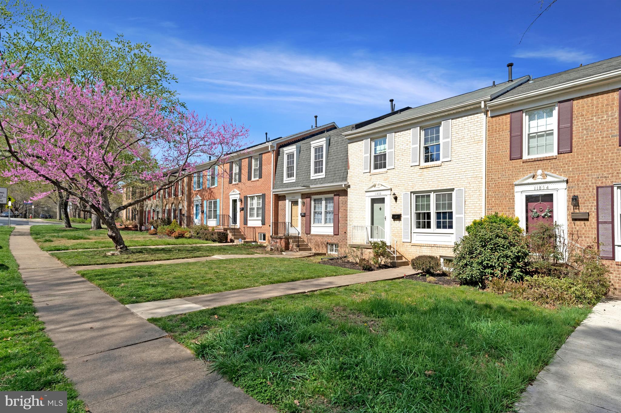 11852 St Trinians Court Reston, VA 20191 - Photo 38 of 48 Beautiful neighborhood