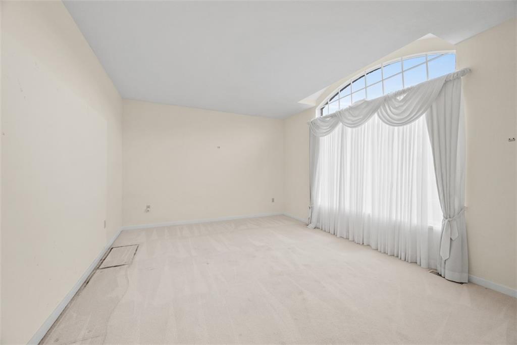 21 Timbercrest Circle Cecil, PA 15321 - Photo 7 of 50